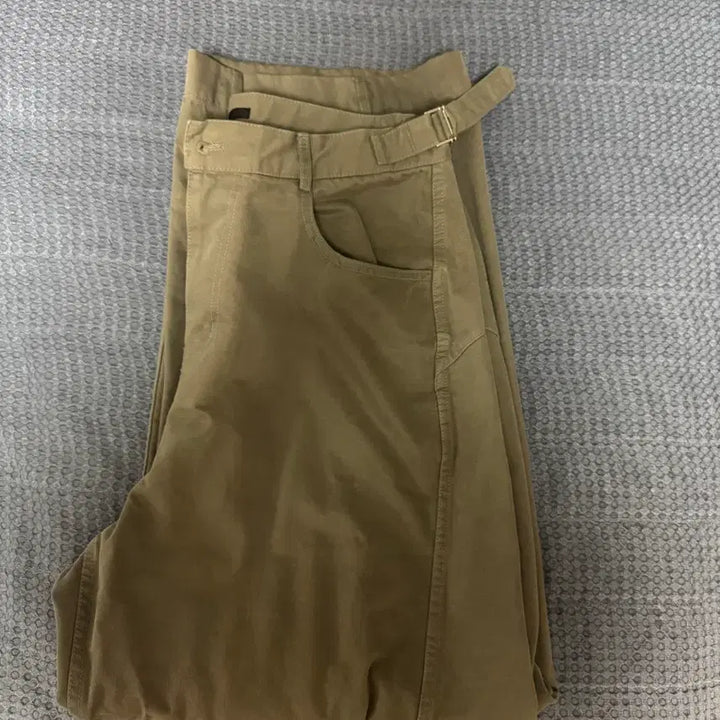 [SOLD OUT] [2]다이브인 워싱 커브드 치노팬츠 라이틀그레이