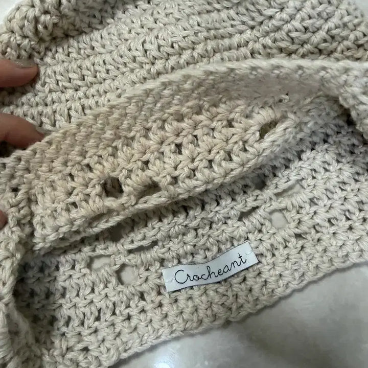 [BUNJANG] Crotchet Ant Beanie / 크로쉐안트 아일렛 비니