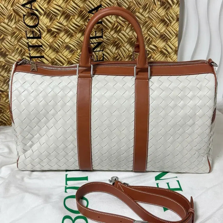 [BUNJANG] BOTTEGA BENETA Intrecciato Duffle Bag / BOTTEGA BENETA 보테가 베네타 인트레치아토 더플백