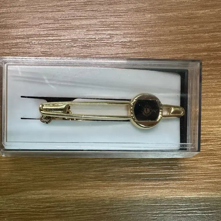 [BUNJANG] Lions Club 24K Gold Plated Tie Pin / 라이온스클럽 넥타이핀 24KGF