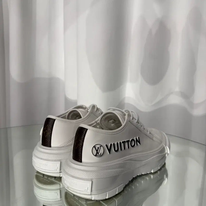 [BUNJANG] Louis Vuitton LV Squad Sneakers / 루이비통 LV 스쿼드 스니커즈