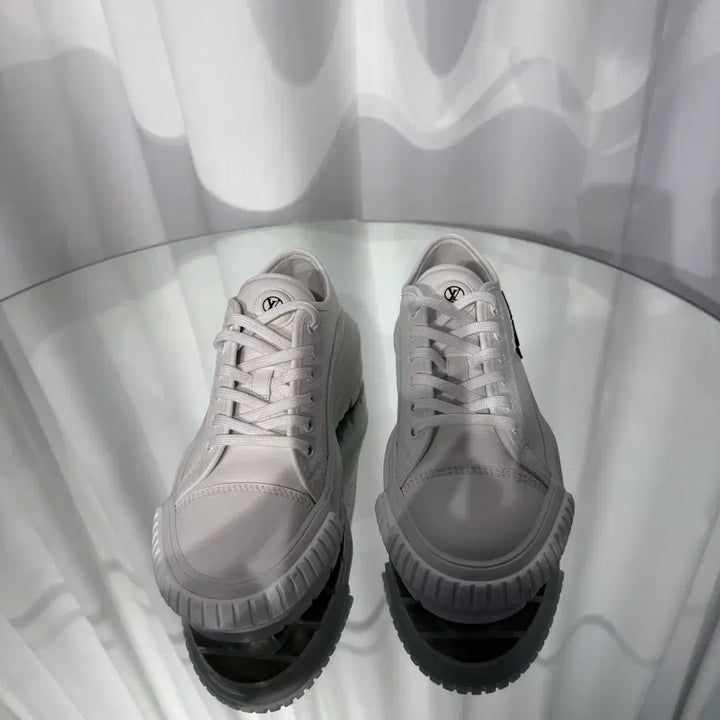 [BUNJANG] Louis Vuitton LV Squad Sneakers / 루이비통 LV 스쿼드 스니커즈