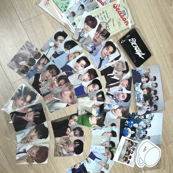 제베원 공식 굿즈 포카 +응원봉 5천원에 드림 (추가 원할시)