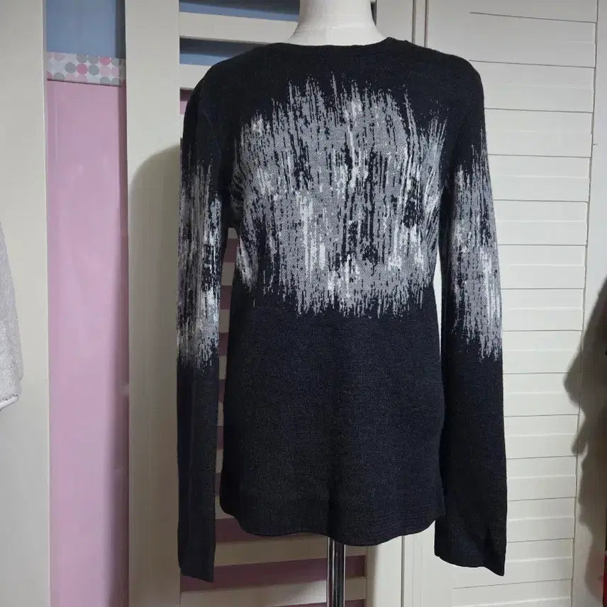 [BUNJANG] Time Homme Black Gray Geometric Pattern Knit Sweater / 타임 옴므 블랙/그레이 기하학적 패턴 니트 스웨터