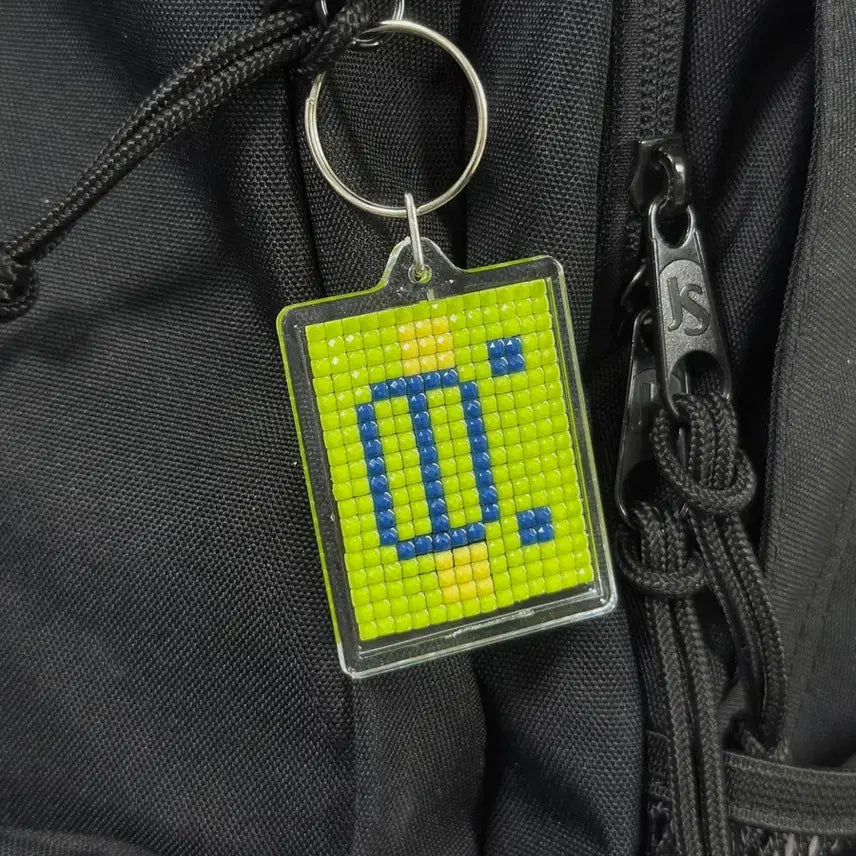 [BUNJANG] Tamagotchi Kuchipatchi Rhinestone Keychain / 다마고치 쿠치파치 주댕치 보석십자수 키링