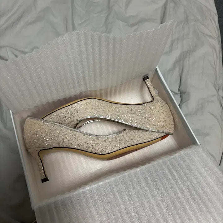 [BUNJANG] Le Mont St. Michel Glitter Heel See-Through Shoes 245mm / 르몽쉐 글리터힐 시스루 구두 245mm(39)