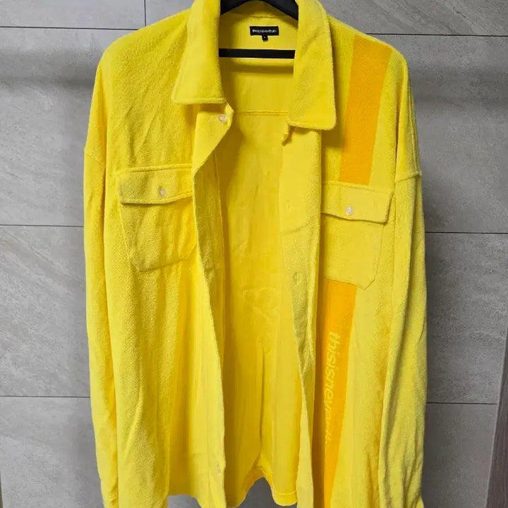[BUNJANG] thisisneverthat Logo Yellow Shirt XL / 디스이즈네버댓 로고 옐로우 셔츠 XL