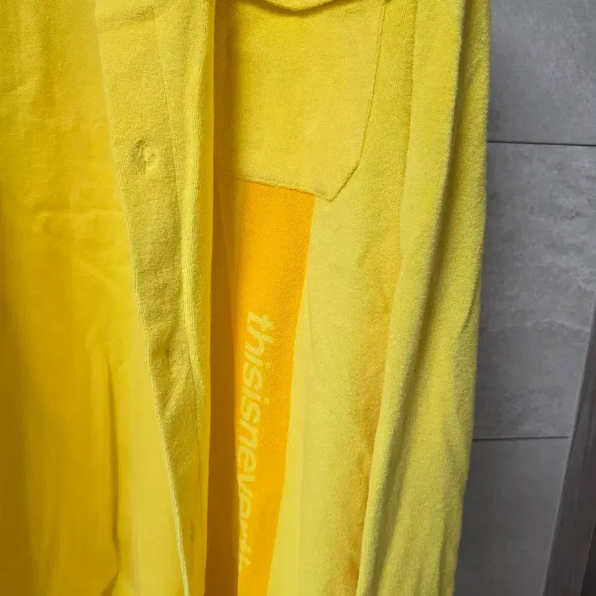 [BUNJANG] thisisneverthat Logo Yellow Shirt XL / 디스이즈네버댓 로고 옐로우 셔츠 XL