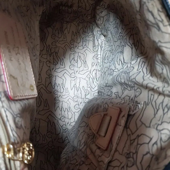 [SOLD OUT] 이탈리아 삐에로구이디 솔더  크로스백 가죽 가방