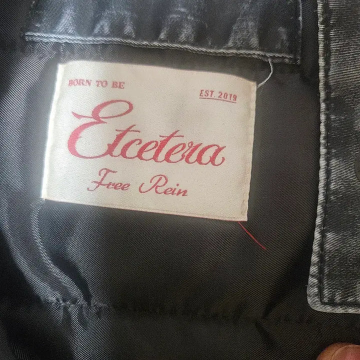 [BUNJANG] Etce Washed Crop Bomber (Size L) / etce 워시드 크롭 봄버 L사이즈 블랙