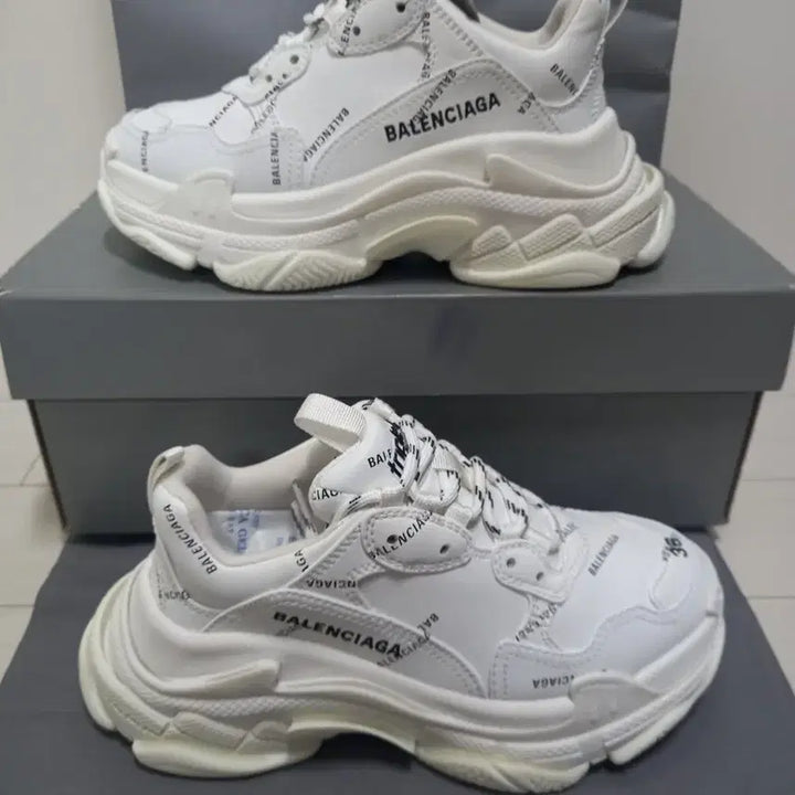 [BUNJANG] Balenciaga Triple S 36 Sneakers / 새상품S+36 230 235 발렌시아가 트리플 s36 정가140만원대