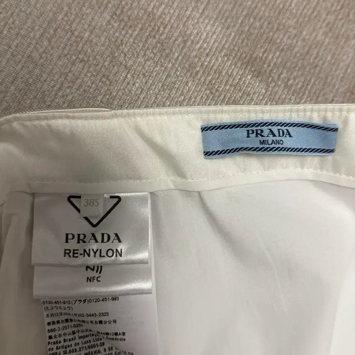 [BUNJANG] Prada Buckle Mini Skirt 38size / 정품) 프라다 버클 미니 스커트 38size