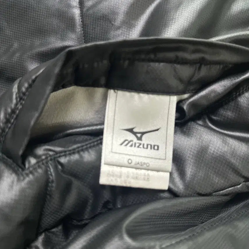 [BUNJANG] Mizuno Lightweight Padded Jacket 105 / 미즈노경량패딩105
