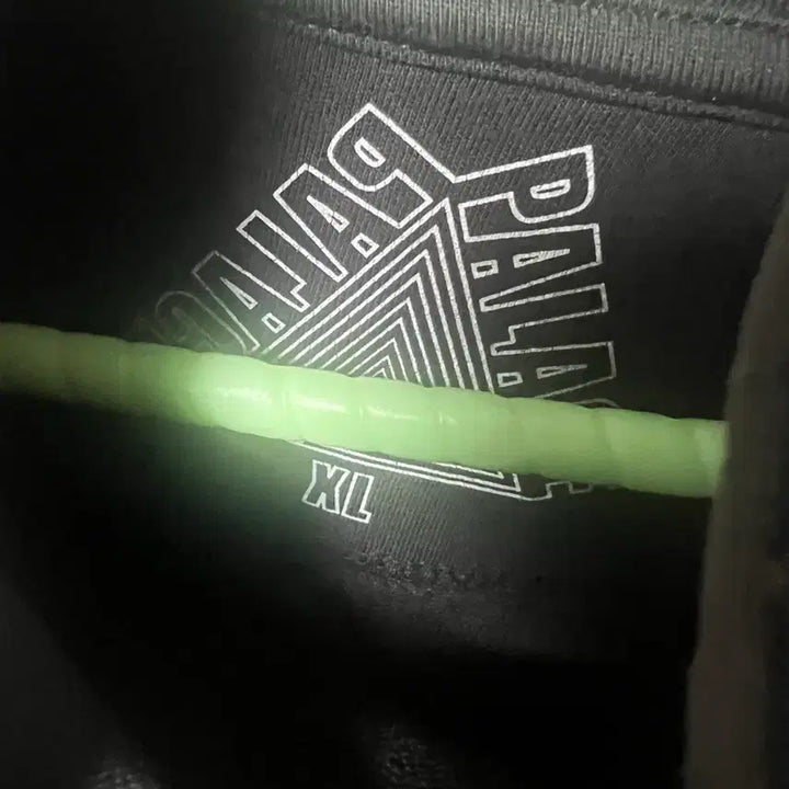 [BUNJANG] Palace Unseen Apple Hoodie / (xl) 19ss 팔라스 언씬 애플후드