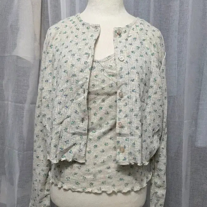 [BUNJANG] Flower Camisole and Cardigan Set / 플라워 나시 가디건 세트 세상품