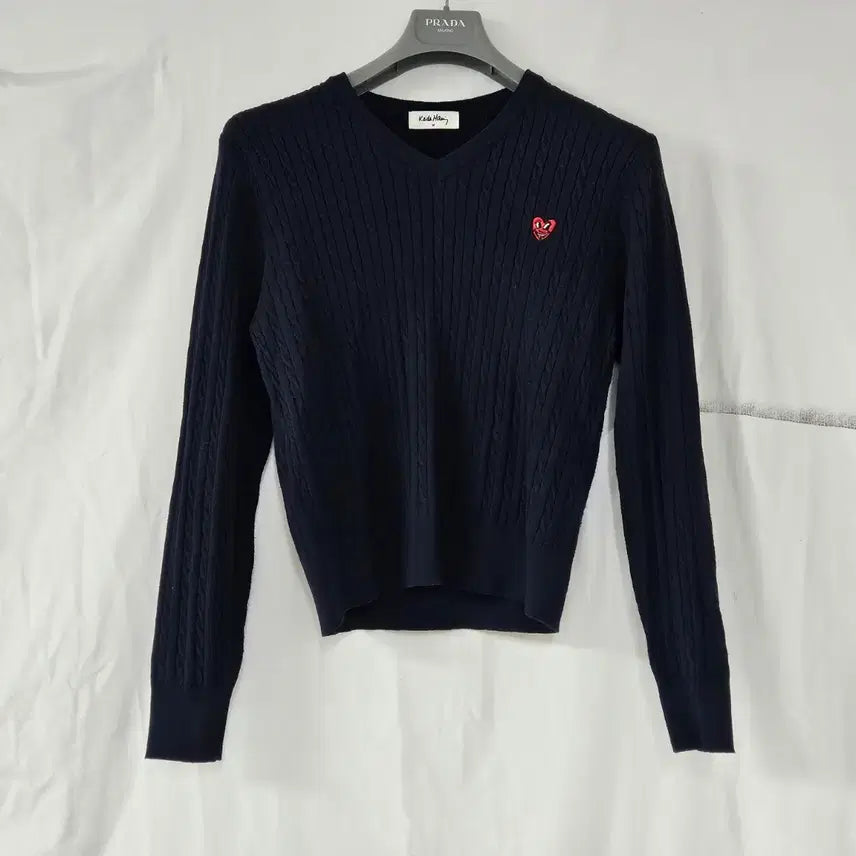 [BUNJANG] Keith Haring Navy Embroidered Heart Knit M / 키스해링 라운드넥 하트 자수 니트 네이비 M