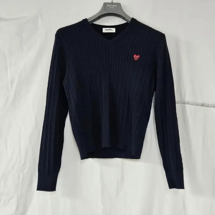 [BUNJANG] Keith Haring Navy Embroidered Heart Knit M / 키스해링 라운드넥 하트 자수 니트 네이비 M