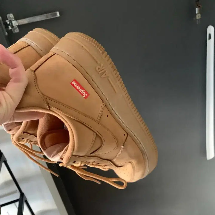 [BUNJANG] Nike Supreme Air Force 1 Flax Sneakers / 나이키 슈프림 에어포스1 플랙스 나이키된장포스슈프림콜라보