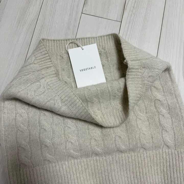 [BUNJANG] Vegetable Ritz Raccoon Knit Top Cable Vest / vegetable 베지터블 리츠 라쿤 니트 탑 케이블 꽈배기 뷔스티에