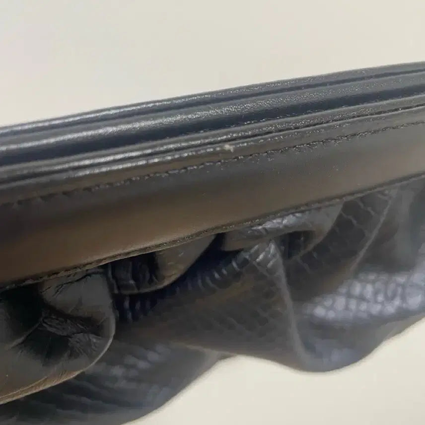 [BUNJANG] Gang Sisters Small Black Clutch / 강자매 강시스터 20클러치 블랙 스몰