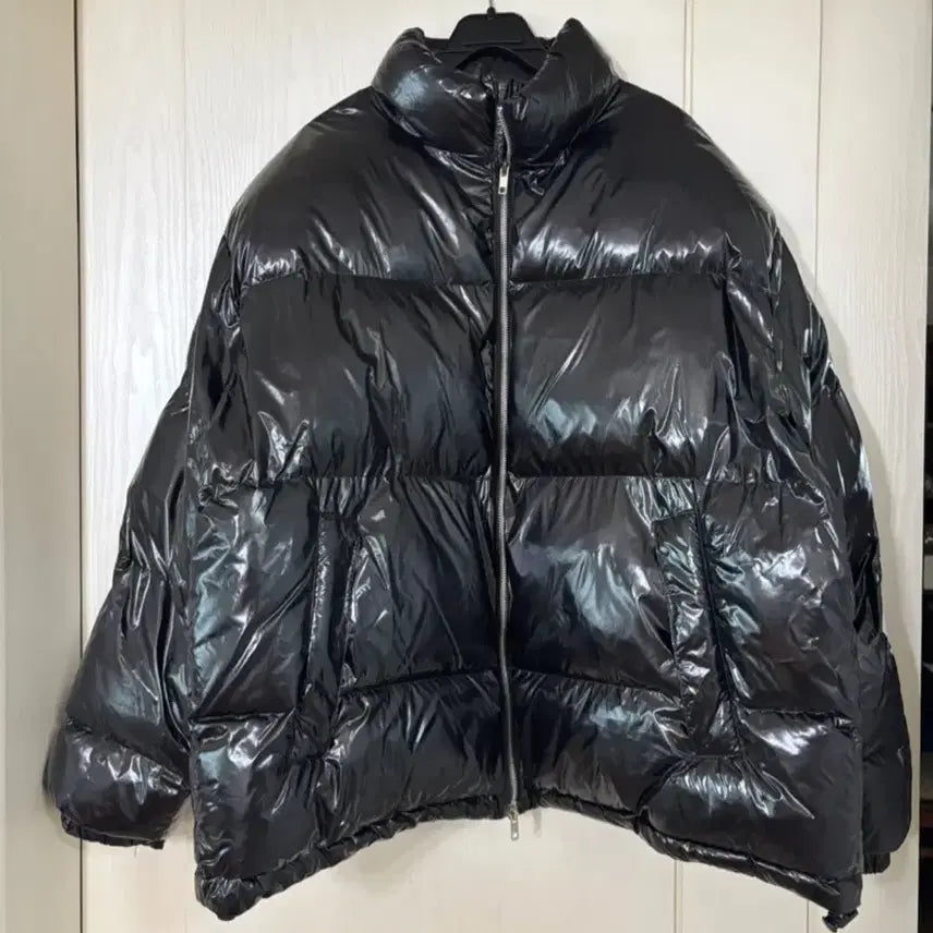 [BUNJANG] INDUST Duck Down Black Shiny Short Padded Jacket / 3회 착용)인더스트 덕다운 블랙 유광 숏패딩(남녀공용)