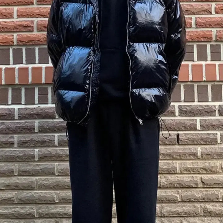 [BUNJANG] INDUST Duck Down Black Shiny Short Padded Jacket / 3회 착용)인더스트 덕다운 블랙 유광 숏패딩(남녀공용)