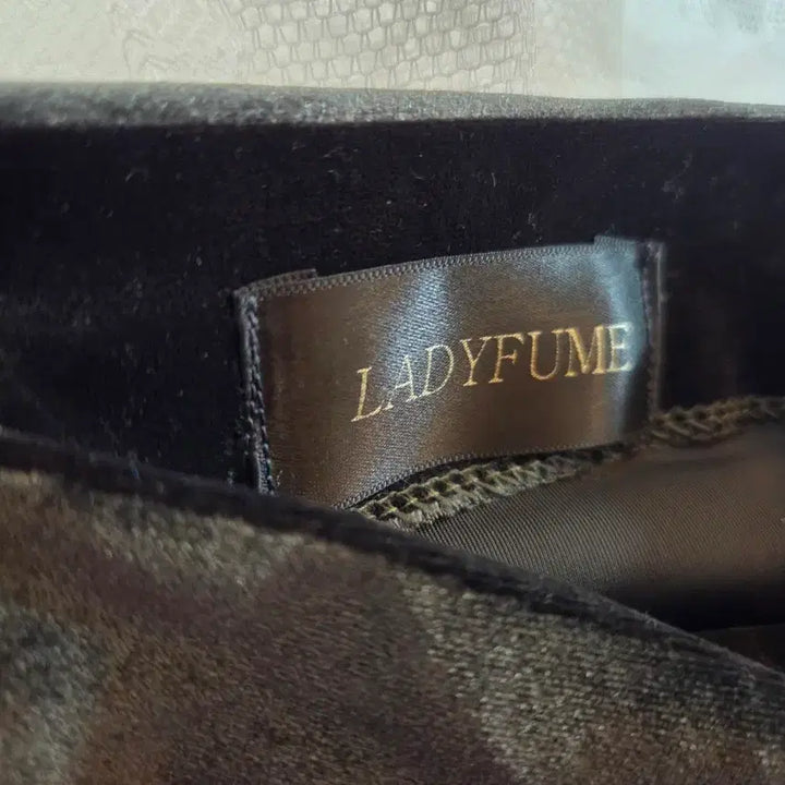 [BUNJANG] LADYFUME Velvet Teal Shirred Turtleneck / 새상품)고급LADYFUME 벨벳 청록 셔링 터틀넥/free
