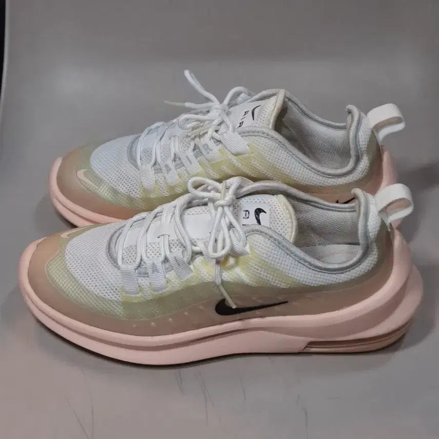 [BUNJANG] Nike Air Max AXIS White Pink Sneakers 230mm / 나이키 에어맥스 AXIS 화이트 핑크  운동화 230mm