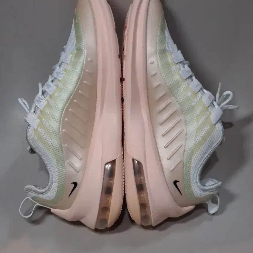 [BUNJANG] Nike Air Max AXIS White Pink Sneakers 230mm / 나이키 에어맥스 AXIS 화이트 핑크  운동화 230mm