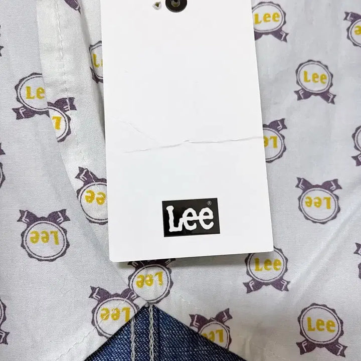 [BUNJANG] Lee Jacket (New) / Lee 청자켓(새제품)