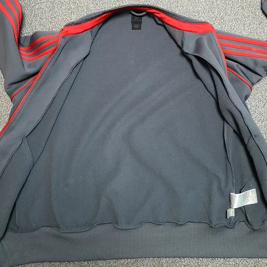 [BUNJANG] Adidas Seefeld Track Top / 아디다스 Seefeld 기모  트랙탑 100