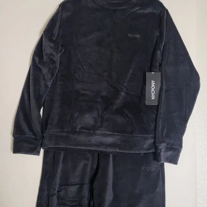 [BUNJANG] NYCPONY Velour Training Suit / [새제품] 벨로아 트레이닝복 새제품
