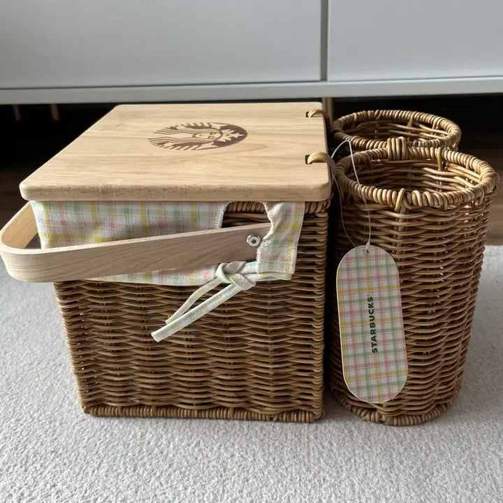 [BUNJANG] Starbucks 22 Spring Rattan Picnic Carrier / 스타벅스 22 스프링 라탄 피크닉 캐리어