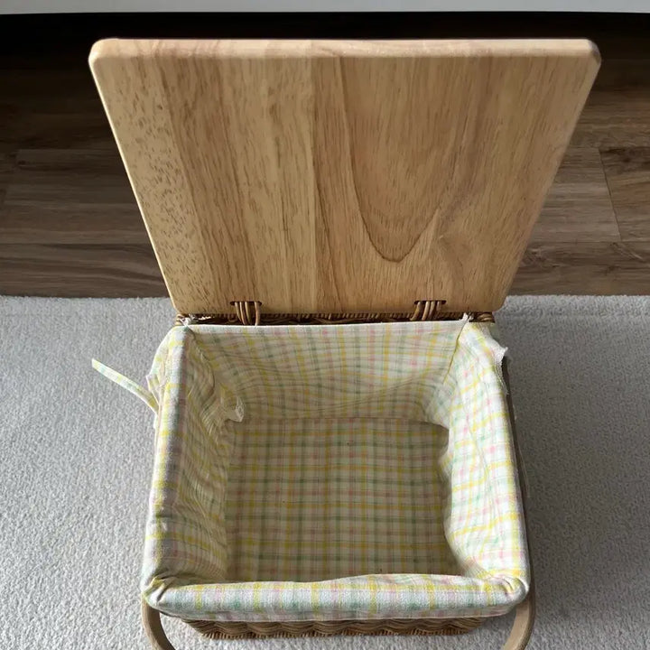 [BUNJANG] Starbucks 22 Spring Rattan Picnic Carrier / 스타벅스 22 스프링 라탄 피크닉 캐리어