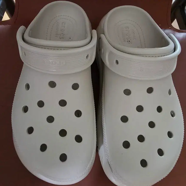 [BUNJANG] Crocs Platform Clog Beige M4/W6 / 크록스 플랫폼 클로그 키높이 연베이지  M4/W6