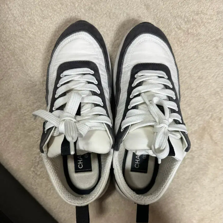 [BUNJANG] Chanel Sneakers 36.5 / 샤넬 운동화 스니커즈