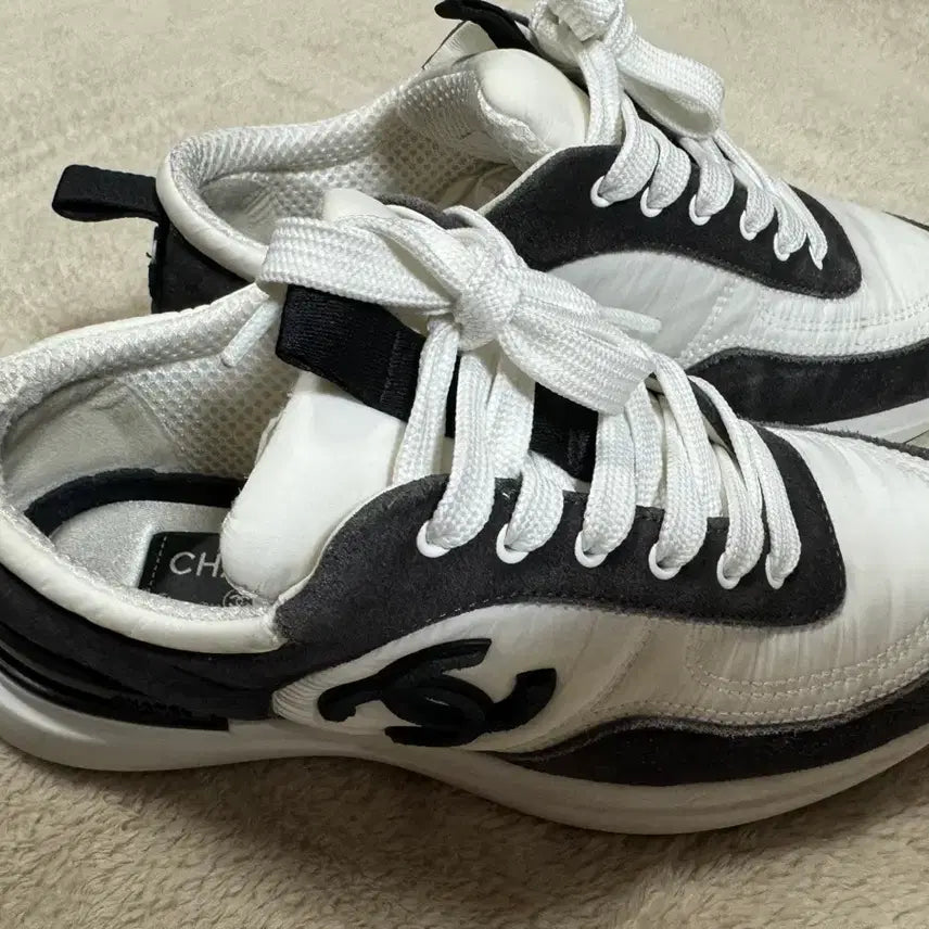 [BUNJANG] Chanel Sneakers 36.5 / 샤넬 운동화 스니커즈