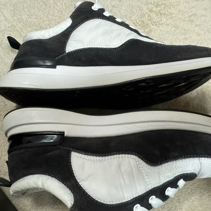 [BUNJANG] Chanel Sneakers 36.5 / 샤넬 운동화 스니커즈