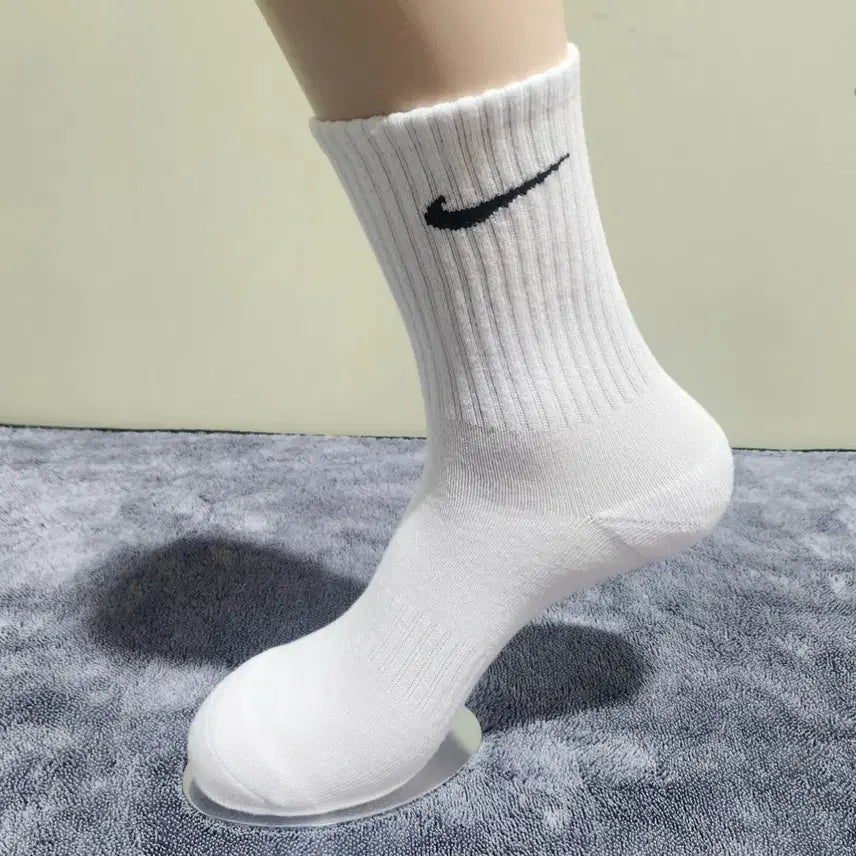 [BUNJANG] Sports Socks (10 Pairs) / 스포츠 중목 양말(10족무배)