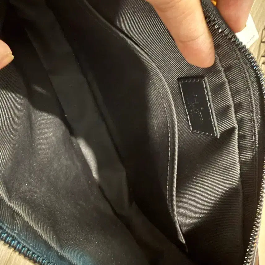 [BUNJANG] OS Louis Vuitton Shadow Duo Messenger Bag / {OS/새상품급} 루이비통 쉐도우 듀오 메신저백 풀구성