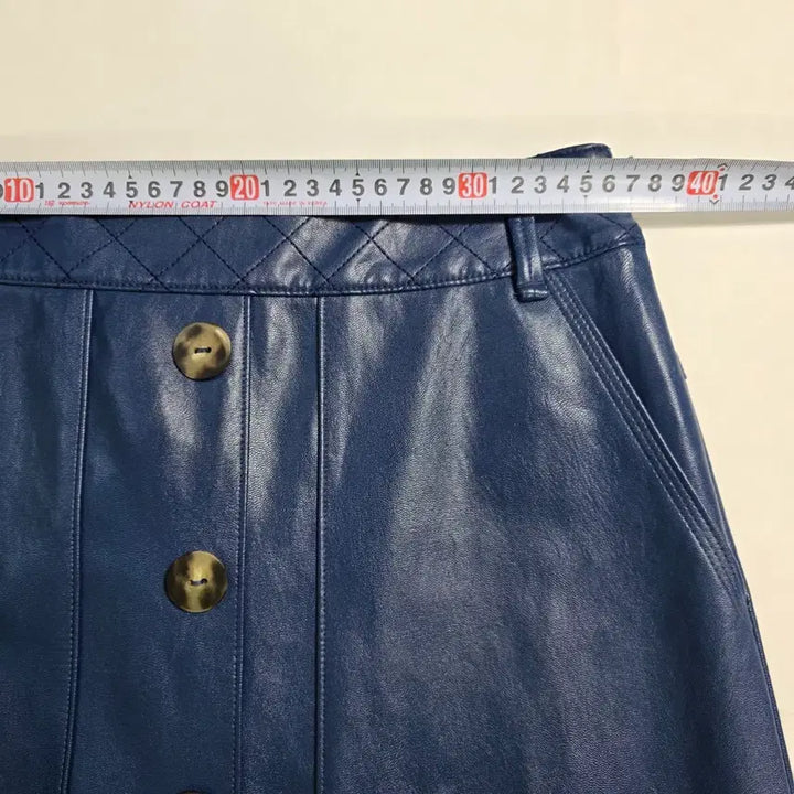[BUNJANG] Vov Midi Button Skirt (Size 66) / 1160 보브vov 가죽느낌 미디 버튼 스커트 66