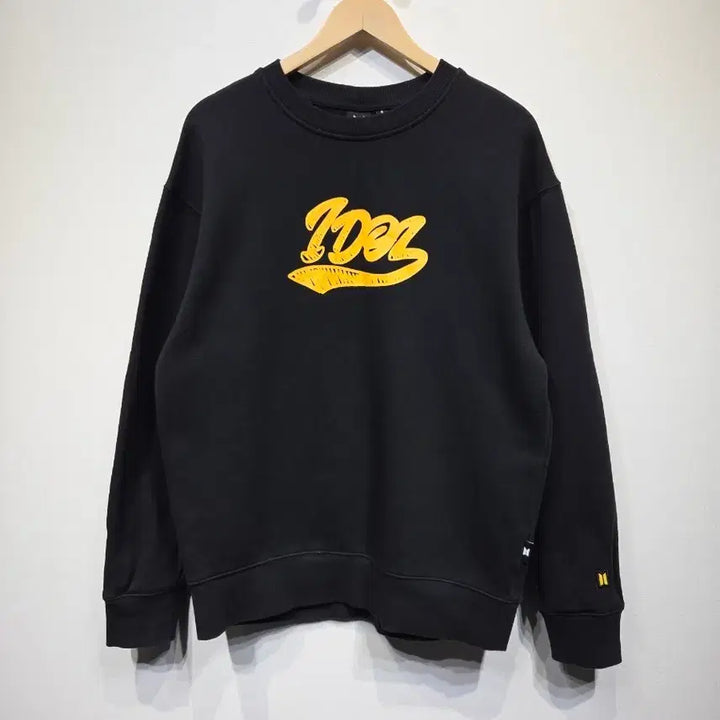 [BUNJANG] BTS IDOL Artwork Sweatshirt / 방탄소년단 공식 MD IDOL 아이돌 아트워크 맨투맨
