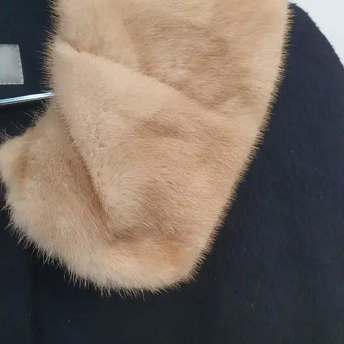 [BUNJANG] NB Black Fur Coat / NB 블랙 모피(알파카100%카라 밍크100%코트 프리사이즈