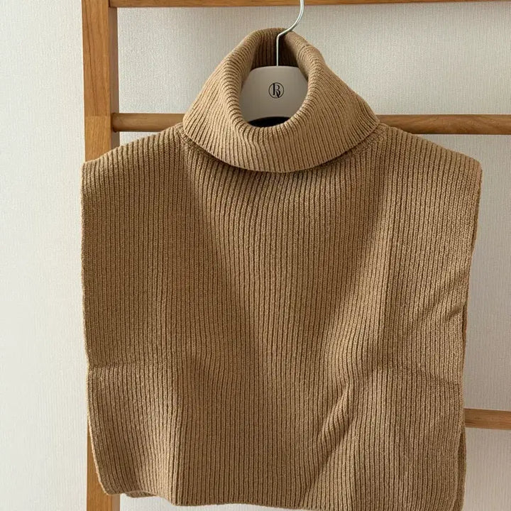 [BUNJANG] Turtle Neck Cropped Poncho Vest / (새상품) 터틀넥 크롭 판초베스트