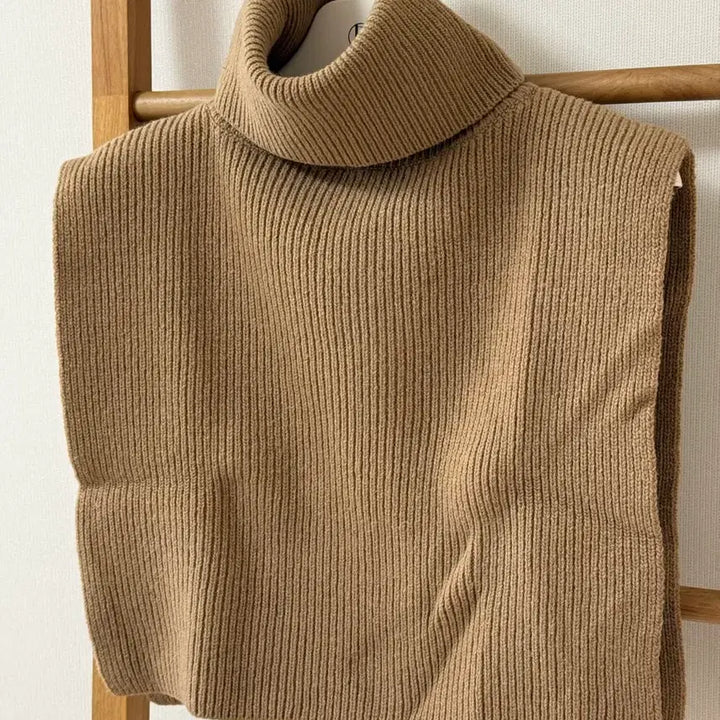 [BUNJANG] Turtle Neck Cropped Poncho Vest / (새상품) 터틀넥 크롭 판초베스트