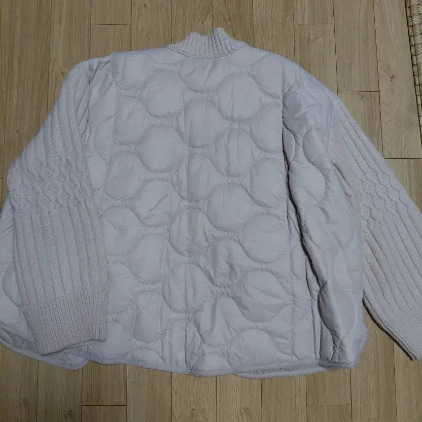 [BUNJANG] SYSTEM Quilted Lined Cable Knit Cardigan / SYSTEM 퀼팅 안감 케이블 가디건F