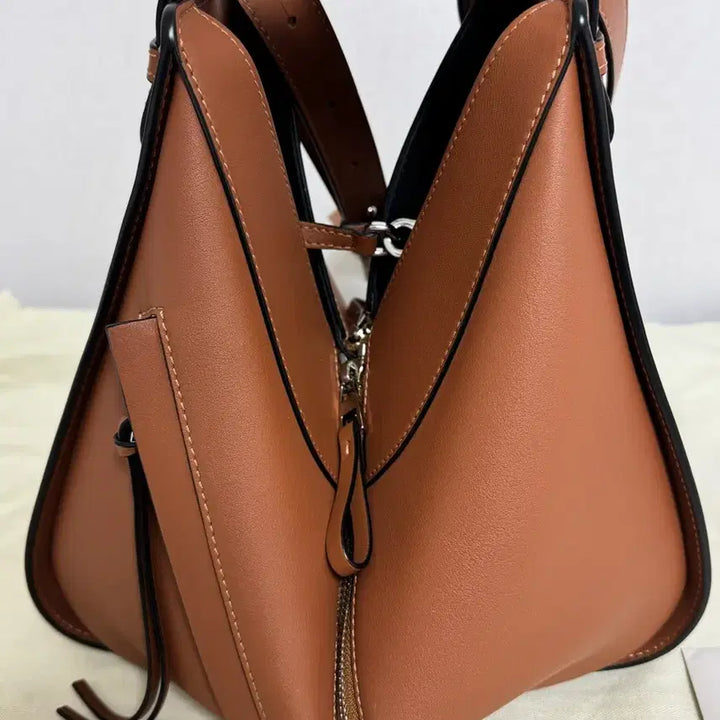 [BUNJANG] Loewe Hammock Small Tan Shoulder Bag / 로에베 해먹백 스몰