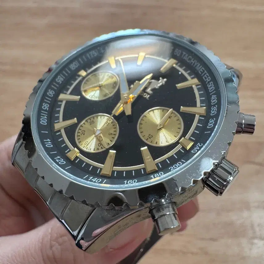 [BUNJANG] KANGOL Gold & Silver Wristwatch / 캉골 풀메탈 [KANGOL] 골드 & 실버 손목시계