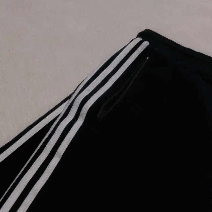 [BUNJANG] Adidas Palace Terry Shorts M / [M] 아디다스 팔라스 테리쇼츠