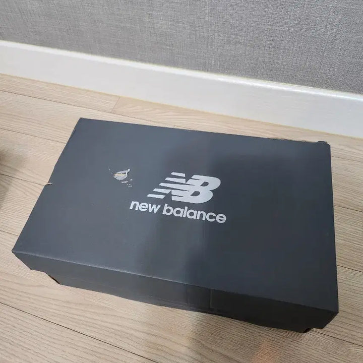 [BUNJANG] New Balance 1906 Gray Silver (Size 260) / 정품)뉴발란스1906 그레이실버 260사이즈((택배무료))